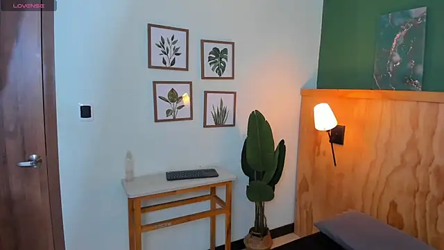 jacob-coper online show from September 2025 03:06:02 AM