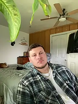 Snapshot of alh417 chatting on March 2025 08:11:01 PM alh417 online show from March 2025 08:11:01 PM