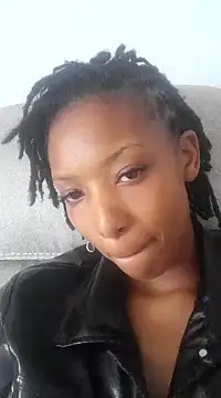 Snapshot of StarBarbiee chatting on February 2025 10:18:02 AM StarBarbiee online show from February 2025 10:18:02 AM