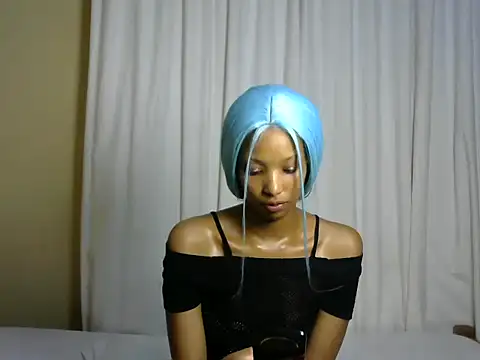 Snapshot of StarBarbiee chatting on October 2025 12:44:02 PM StarBarbiee online show from October 2025 12:44:02 PM