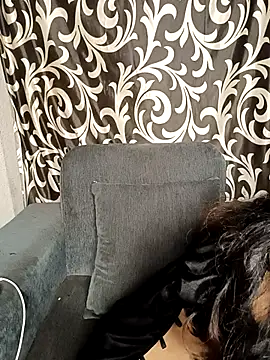 REVA DARLING online show from April 2026 03:39:01 PM