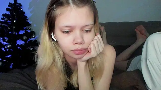 Snapshot of chansetolove chatting on February 2025 10:29:01 AM chansetolove online show from February 2025 10:29:01 AM