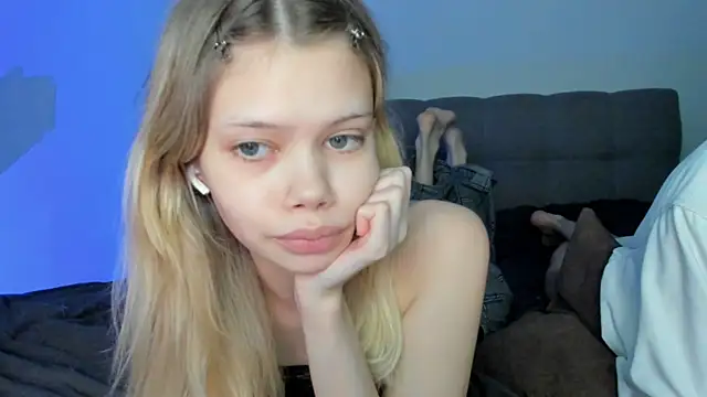 Snapshot of chansetolove chatting on March 2025 07:42:02 PM chansetolove online show from March 2025 07:42:02 PM