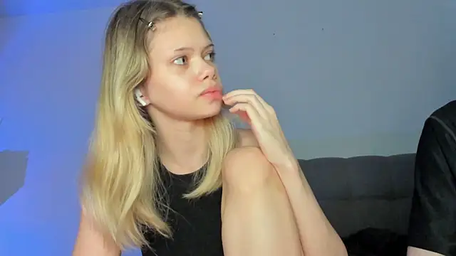 Snapshot of chansetolove chatting on March 2025 09:32:02 AM chansetolove online show from March 2025 09:32:02 AM