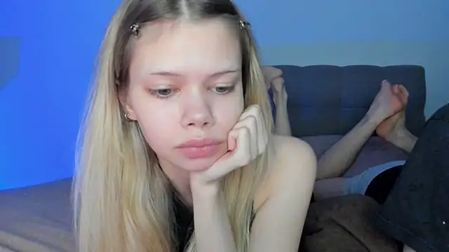 Snapshot of chansetolove chatting on March 2025 09:37:02 AM chansetolove online show from March 2025 09:37:02 AM