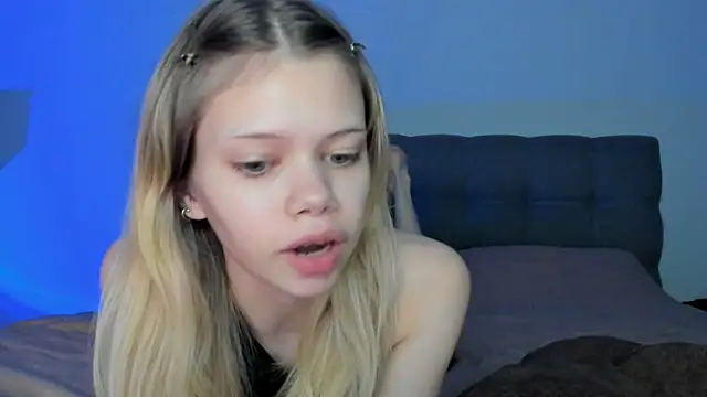 Snapshot of chansetolove chatting on March 2025 01:26:02 PM chansetolove online show from March 2025 01:26:02 PM