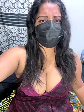 Snapshot of NOORA-GIRL chatting on December 2025 09:31:02 PM NOORA-GIRL online show from December 2025 09:31:02 PM