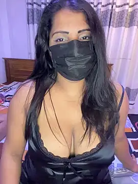 Snapshot of NOORA-GIRL chatting on December 2025 01:45:01 AM NOORA-GIRL online show from December 2025 01:45:01 AM