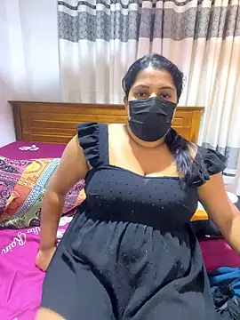 Snapshot of NOORA-GIRL chatting on January 2026 11:39:02 PM NOORA-GIRL online show from January 2026 11:39:02 PM