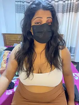 Snapshot of NOORA-GIRL chatting on February 2026 12:53:01 AM NOORA-GIRL online show from February 2026 12:53:01 AM