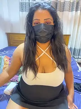 Snapshot of NOORA-GIRL chatting on February 2026 10:25:01 PM NOORA-GIRL online show from February 2026 10:25:01 PM