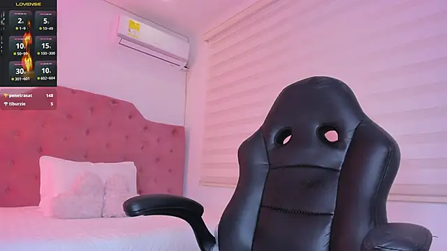 Snapshot of ISA__CUTEE chatting on January 2025 09:48:01 AM ISA CUTEE online show from January 2025 09:48:01 AM