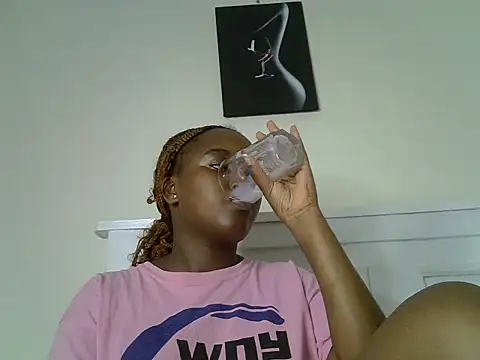 Snapshot of _nightnurse chatting on December 2024 01:31:02 PM nightnurse online show from December 2024 01:31:02 PM