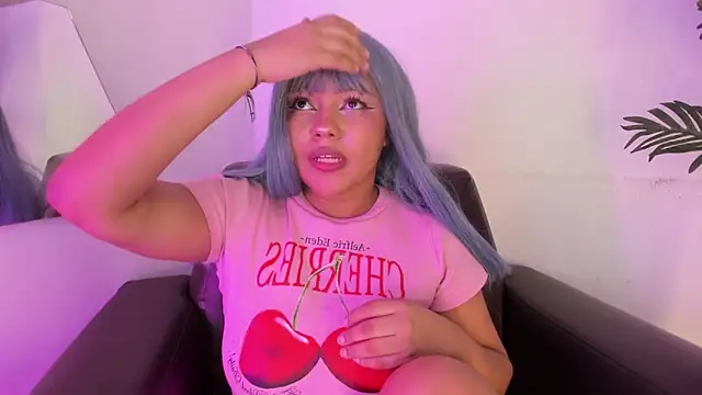 Snapshot of cherry_chel chatting on January 2025 06:12:01 AM cherry chel online show from January 2025 06:12:01 AM