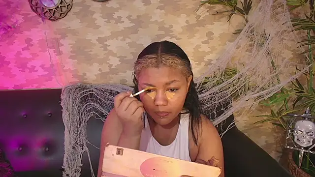 Snapshot of cherry_chel chatting on October 2025 03:29:02 PM cherry chel online show from October 2025 03:29:02 PM