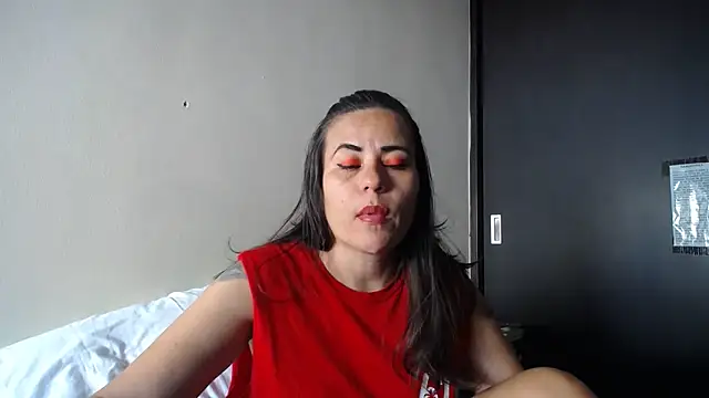 Snapshot of KAROLCANDY chatting on April 2026 09:23:01 PM KAROLCANDY online show from April 2026 09:23:01 PM