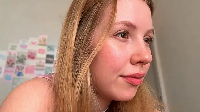HoneyAudrey online show from May 2026 02:29:01 AM