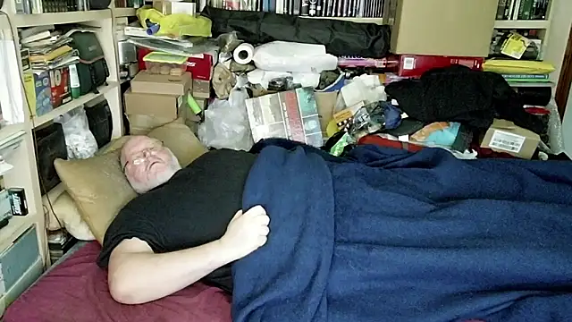 hadeszeuss2 online show from March 2025 05:45:01 PM