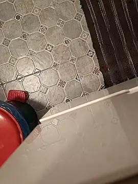 Snapshot of bisstinho18 chatting on February 2025 11:51:02 PM bisstinho18 online show from February 2025 11:51:02 PM