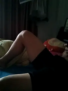 Snapshot of bisstinho18 chatting on March 2025 09:57:01 AM bisstinho18 online show from March 2025 09:57:01 AM