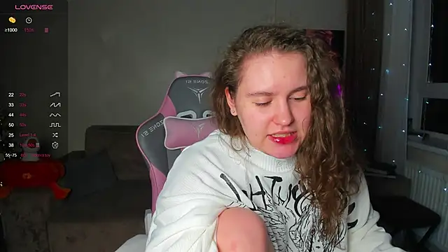 Snapshot of My_Emmy chatting on January 2025 12:37:02 AM My Emmy online show from January 2025 12:37:02 AM