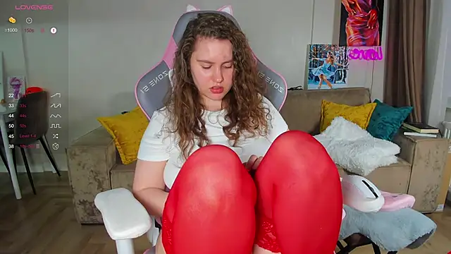 Snapshot of My_Emmy chatting on March 2025 04:40:02 PM My Emmy online show from March 2025 04:40:02 PM