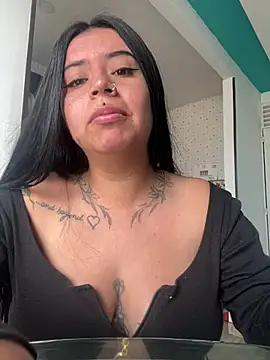 Devilsweet17 online show from February 2025 07:25:02 PM