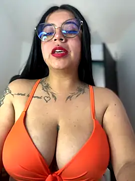 Devilsweet17 online show from September 2025 12:07:01 PM