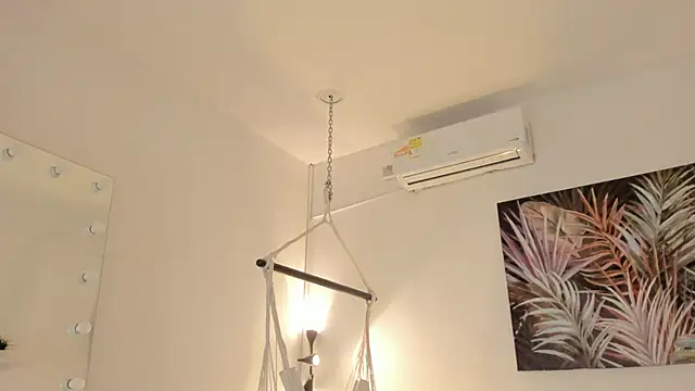 emma alice  online show from March 2025 11:27:02 AM