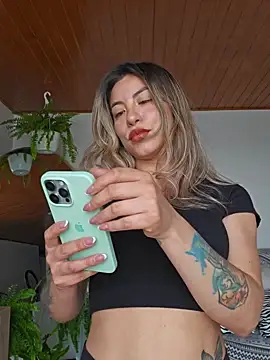 Snapshot of Karen_San_Miguel chatting on February 2025 07:38:01 PM Karen San Miguel online show from February 2025 07:38:01 PM