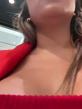 Snapshot of Karen_San_Miguel chatting on March 2025 09:35:01 PM Karen San Miguel online show from March 2025 09:35:01 PM