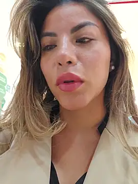 Snapshot of Karen_San_Miguel chatting on September 2025 07:03:01 PM Karen San Miguel online show from September 2025 07:03:01 PM