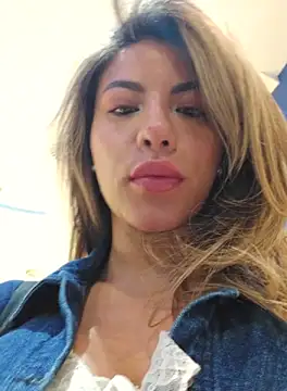 Snapshot of Karen_San_Miguel chatting on October 2025 07:22:02 PM Karen San Miguel online show from October 2025 07:22:02 PM