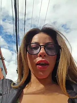 Karen San Miguel online show from May 2026 08:13:02 PM