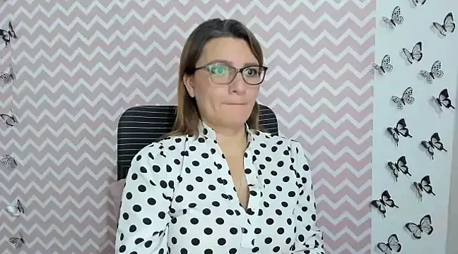 Snapshot of Amie_Adams82_ chatting on December 2024 07:22:01 PM Amie Adams82 online show from December 2024 07:22:01 PM