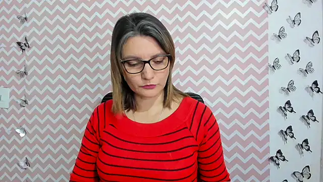 Snapshot of Amie_Adams82_ chatting on February 2025 08:31:02 PM Amie Adams82 online show from February 2025 08:31:02 PM