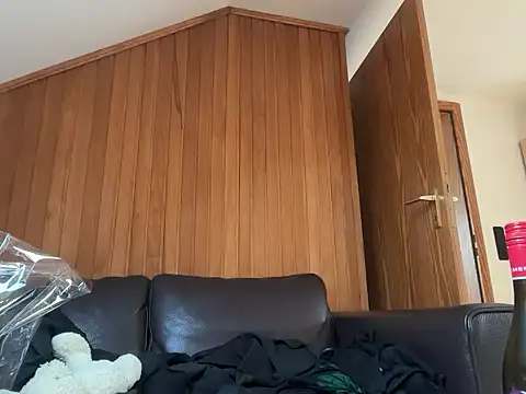 JeSuisUnTapin online show from September 2025 09:22:02 AM