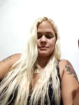 Snapshot of perolaar chatting on January 2025 04:18:01 AM perolaar online show from January 2025 04:18:01 AM