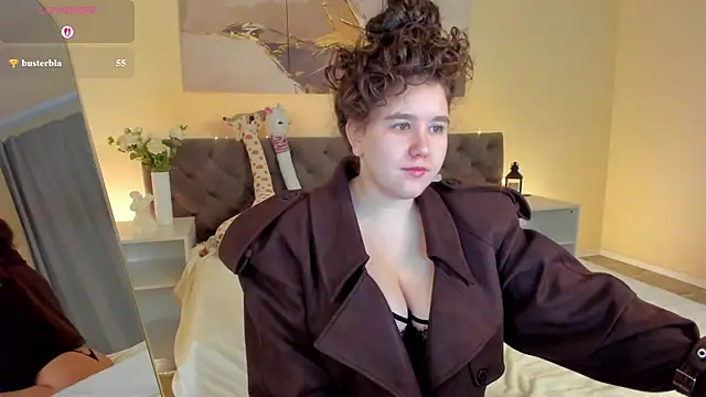 Ariella Sol online show from May 2026 01:11:02 AM