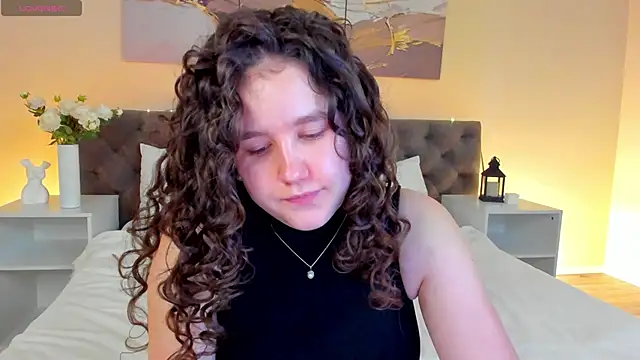 Ariella Sol online show from June 2026 09:22:02 AM