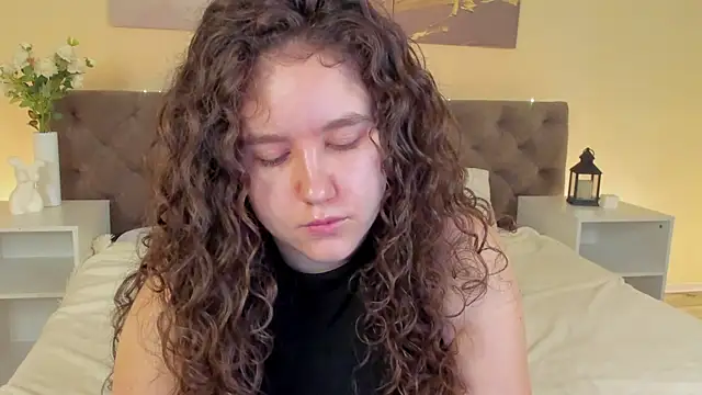 Ariella Sol online show from June 2026 01:06:02 AM