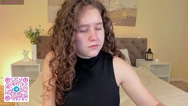 Ariella Sol online show from June 2026 01:08:01 AM