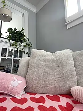 Snapshot of LoveShae_ chatting on February 2025 08:20:02 PM LoveShae online show from February 2025 08:20:02 PM