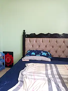 Snapshot of pretty-eyes23 chatting on March 2025 06:31:01 AM pretty-eyes23 online show from March 2025 06:31:01 AM