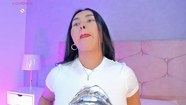 Cameliaa Smiith online show from September 2025 04:01:02 AM