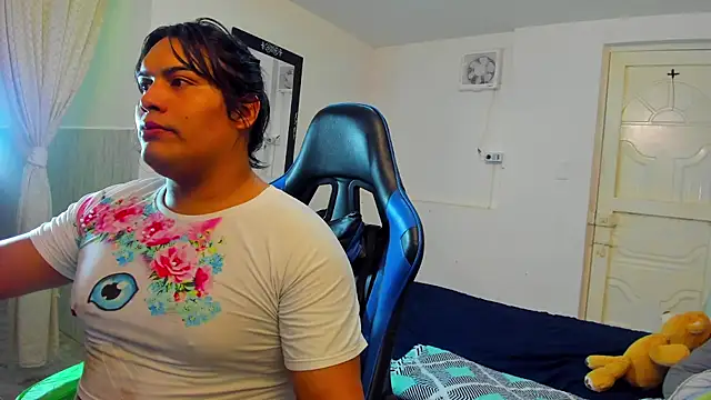 Snapshot of Margoth_Montilla chatting on October 2025 04:13:01 AM Margoth Montilla online show from October 2025 04:13:01 AM