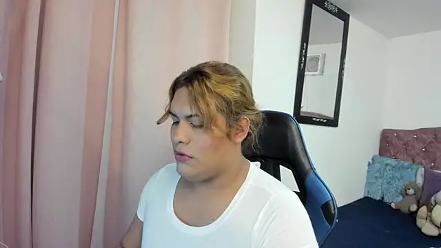 Snapshot of Margoth_Montilla chatting on February 2026 01:15:02 AM Margoth Montilla online show from February 2026 01:15:02 AM