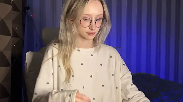 mayvi cold online show from February 2025 09:09:01 PM