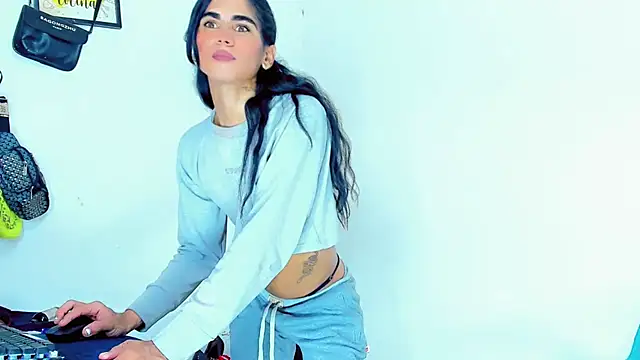 hannabigdirty online show from December 2024 04:35:02 PM