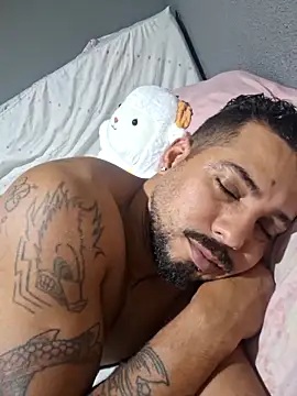 Snapshot of Luizragnar123 chatting on February 2026 04:54:02 AM Luizragnar123 online show from February 2026 04:54:02 AM